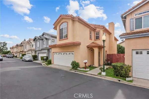 9400 Burnet #103, North Hills (los Angeles), CA 91343