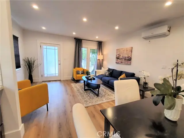 908 Victoria, Venice, CA 90291 - Image #3