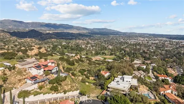 22882 Trigger St, Chatsworth (los Angeles), CA 91311