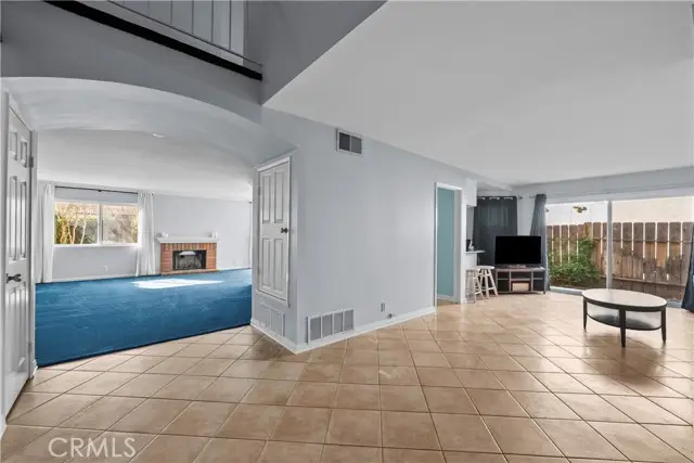 15716 Ada, Canyon Country, CA 91387 - Image #3