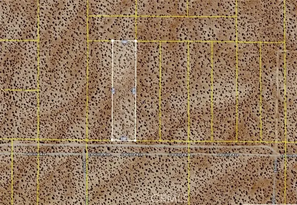 9200 La Vista Avenue, California City, CA 93505