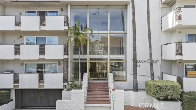 4445 Cartwright Avenue #106, Toluca Lake, CA 91602 - #2