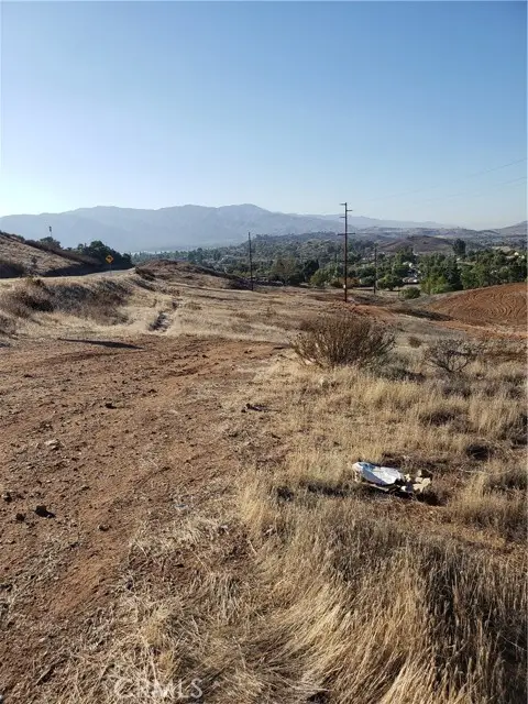 22 E Franklin St, Lake Elsinore, CA 92530 - Image #2