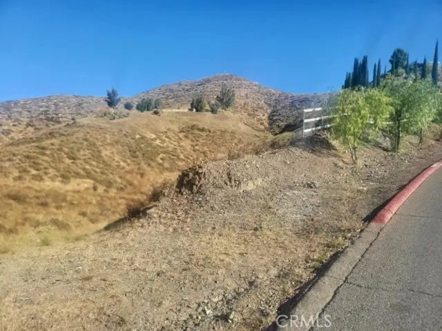 30714 Sorrel Lane, Canyon Lake, CA 92587 - Image #2