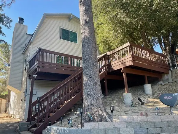 463 Delle Drive, Crestline, CA 92325