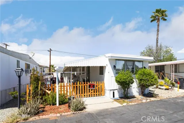 25521 Lincoln Avenue #4, Hemet, CA 92544 - Image #2