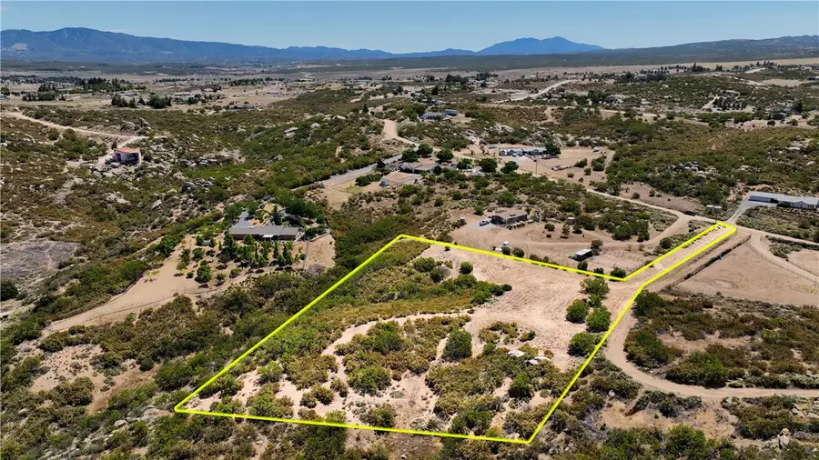 1040 Rolling Hills Dr, Aguanga, CA 92536 - #3