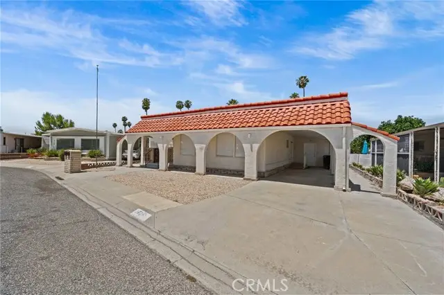 560 Santa Clara Circle, Hemet, CA 92543 - Image #3