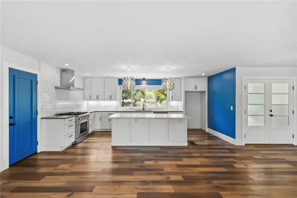 1910 Warmlands Avenue, Vista, CA 92084