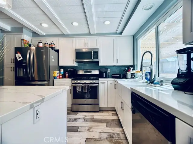 7707 Bolton Avenue, Riverside, CA 92503 - Image #2