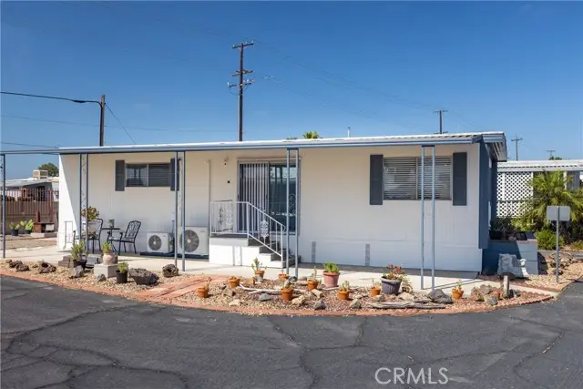 332 N Lyon Avenue #16, Hemet, CA 92543 - Image #1
