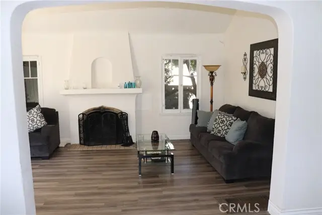 2407 W 74th Street, Los Angeles, CA 90043 - Image #2