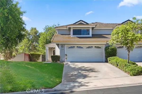 2172 Falcon Crest Drive, Riverside, CA 92506