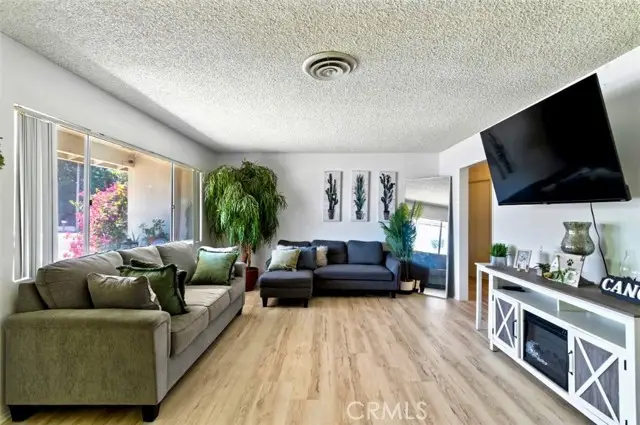 1226 Val Verde Drive, Hemet, CA 92543 - Image #2