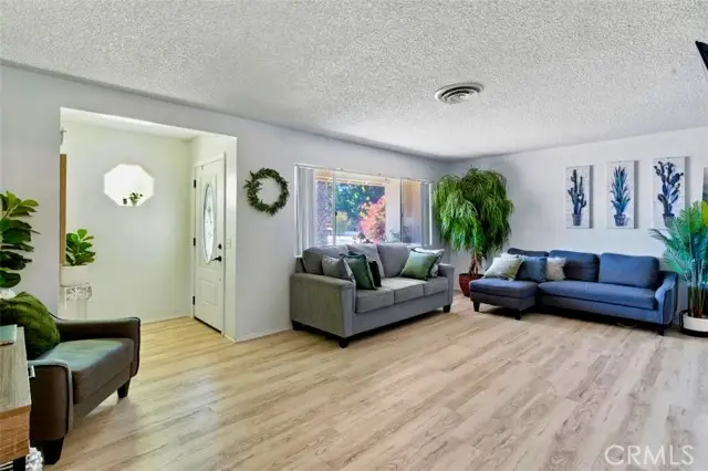 1226 Val Verde Drive, Hemet, CA 92543 - Image #3