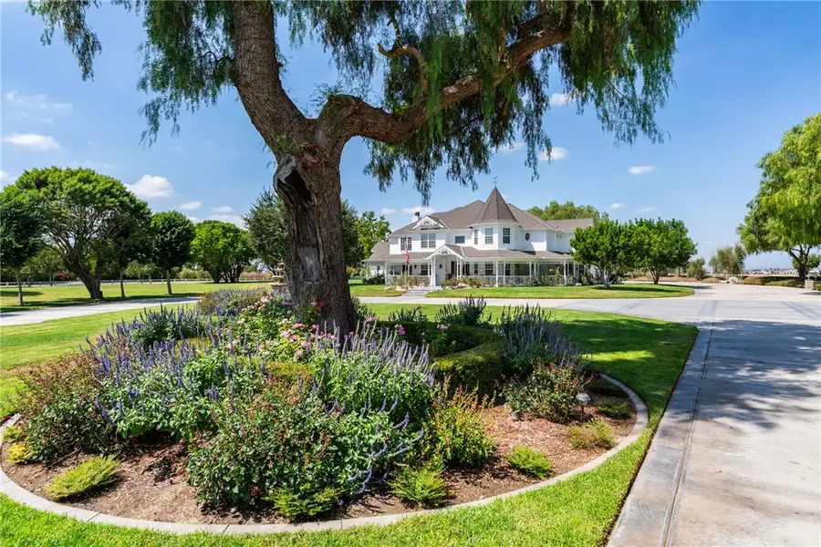 379 North Drive, Norco, CA 92860 - #3