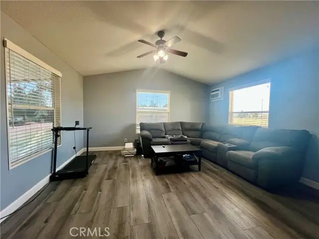 42751 E Florida Ave #163, Hemet, CA 92544 - Image #2