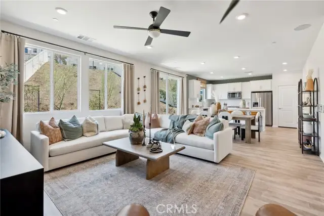 26307 Gentry Avenue, Corona, CA 92883 - Image #2