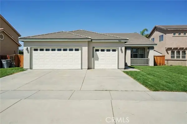 981 Cypress Drive, San Jacinto, CA 92583