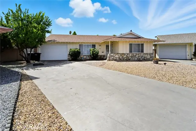 1461 W Westmont Avenue, Hemet, CA 92543 - Image #2