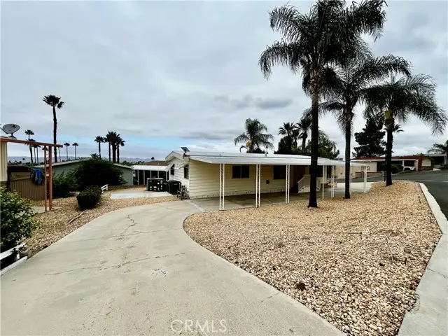 1536 S State St #58, Hemet, CA 92543 - Image #2