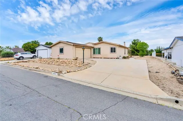 24800 Cornstalk Rd., Wildomar, CA 92595 - #2