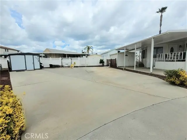 1295 S Cawston Avenue, Hemet, CA 92545 - Image #2