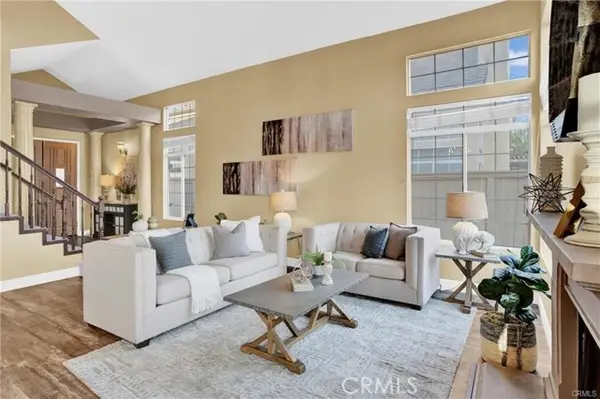 25099 Calle Entradero, Murrieta, CA 92563