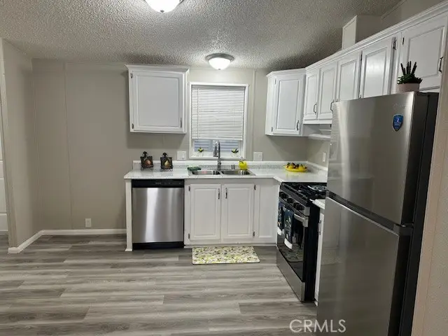 880 N. Lake Street #83, Hemet, CA 92544 - #3