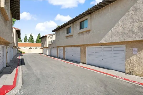 17333 Brookhurst #A8, Fountain Valley, CA 92708