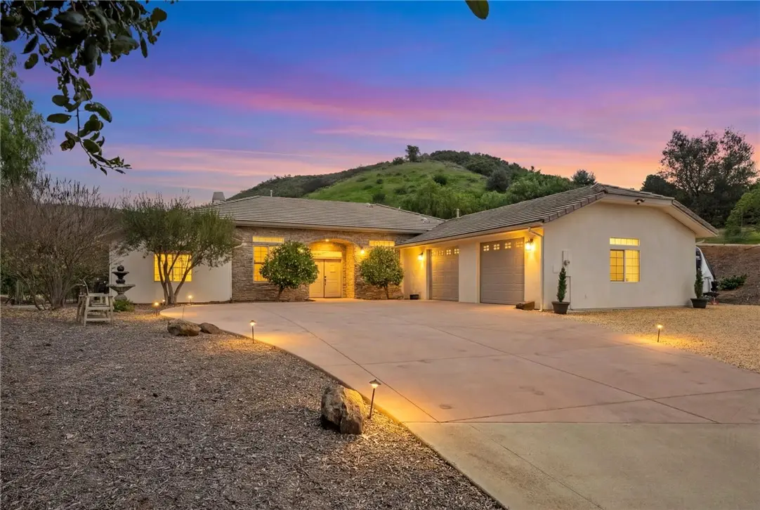 45600 La Cruz Dr., Temecula, CA 92590 - Image #1