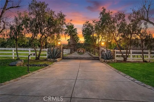 40801 Avenida La Cresta, Murrieta, CA 92562 - Image #3