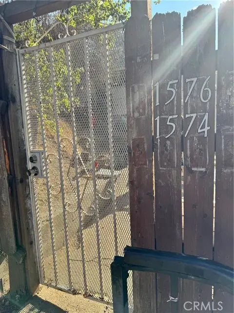 1574 Donaldson Street, Los Angeles, CA 90026 - Image #3