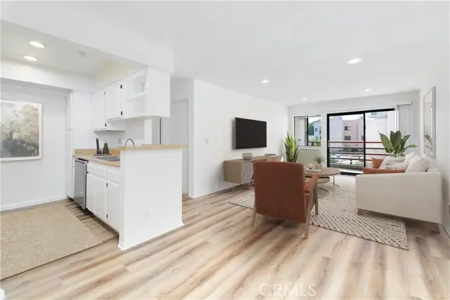 1119 Albany Street #226, Los Angeles, CA 90015 - Image #2