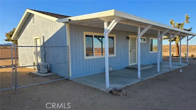 215 Hilton Avenue, Homestead Valley, CA 92284 - Image #3