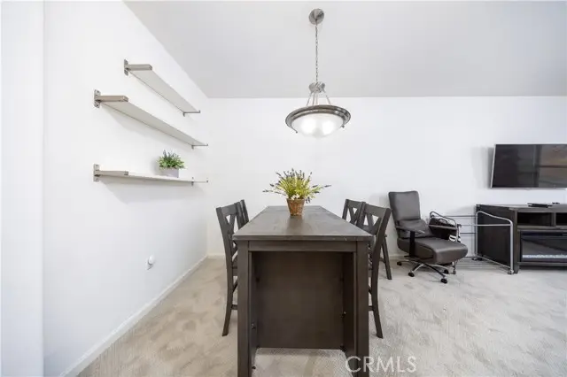 128 N Oak Knoll Avenue #317, Pasadena, CA 91101 - Image #3