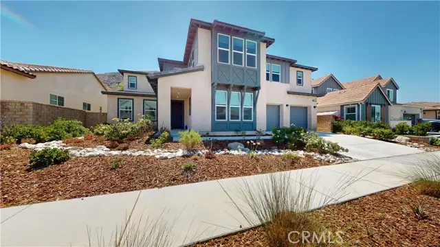 18732 Juniper Springs Dr, Santa Clarita, CA 91387 - Image #2