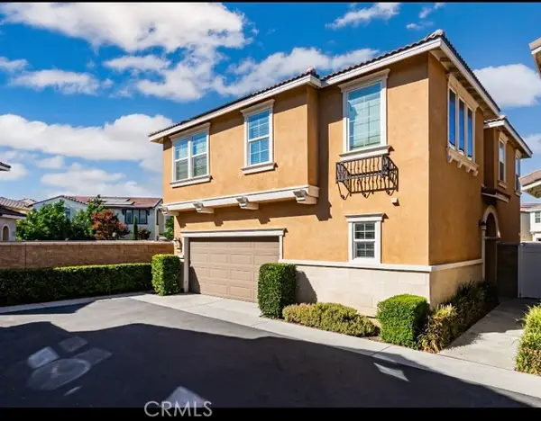 5857 Oatfield Ave, Eastvale, CA 92880