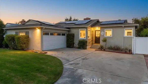 1033 E Francis St, Corona, CA 92879