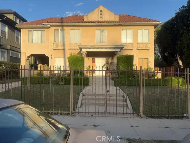 1235 3rd Avenue, Los Angeles, CA 90019 - Image #1