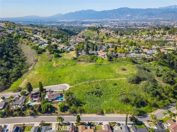 15 Camelback Drive, Walnut, CA 91789