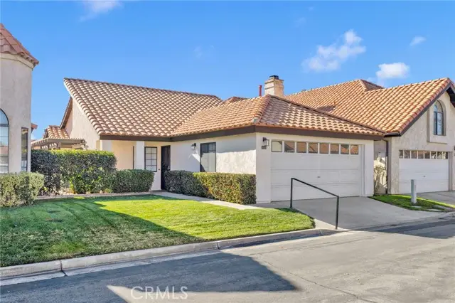 19265 Pine Way, Apple Valley, CA 92308 - #1