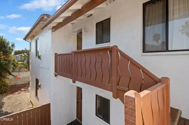 934 Sharon Lane, San Buenaventura Ventura, CA 93001 - Image #2
