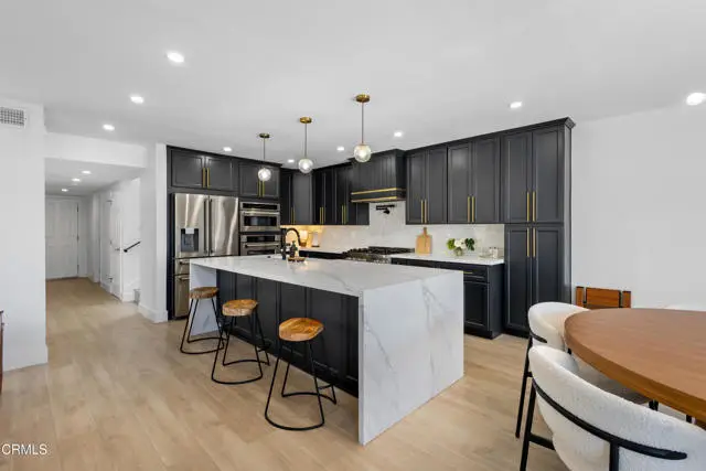 3960 W Hemlock Street, Oxnard, CA 93035 - Image #3