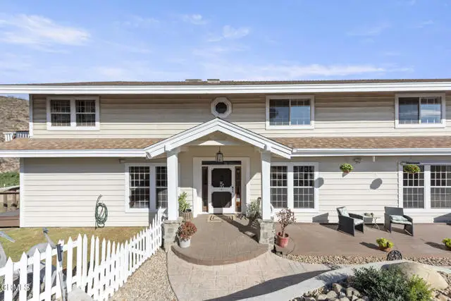 390 E Highland Hills Drive, Camarillo, CA 93010 - Image #1