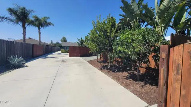 838 E Stroube Street, Oxnard, CA 93036 - Image #2