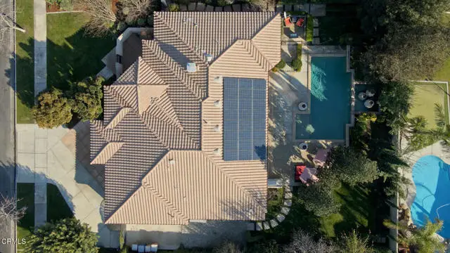 10705 Gainsborough Court, Bakersfield, CA 93312 - Image #2