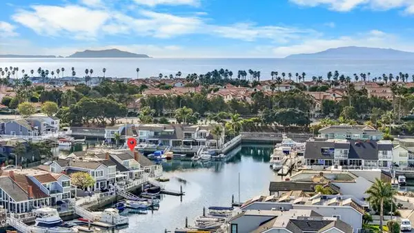 2221 Kingsbridge Lane, Oxnard, CA 93035