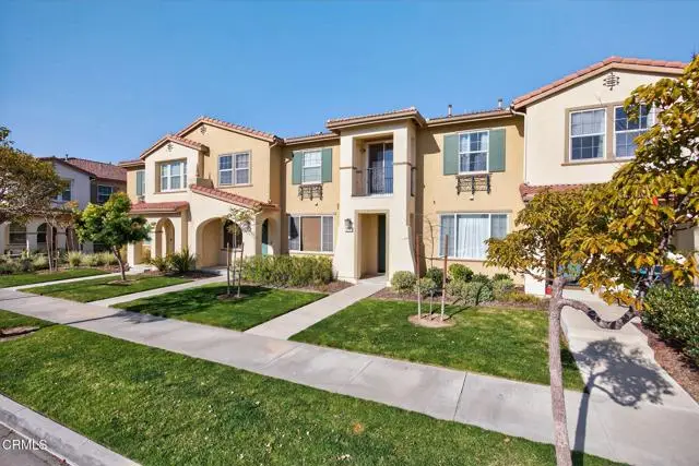 2715 Smokey Mountain Drive, Oxnard, CA 93036 - Image #2