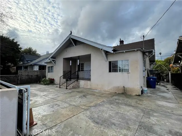 725 W 50th Street, Los Angeles, CA 90037 - Image #2